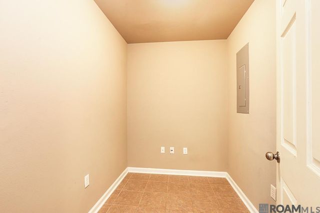 11556 Mary Lee Dr, Denham Springs, LA 70726