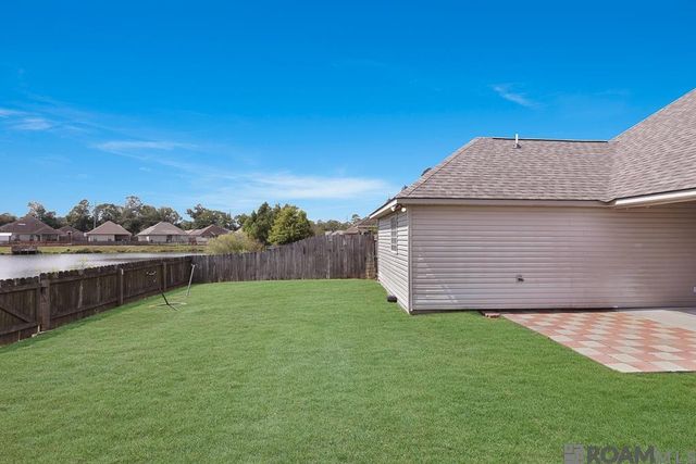 11556 Mary Lee Dr, Denham Springs, LA 70726