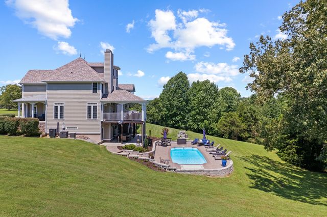 5565 Keller Rd, Cookeville, TN 38506
