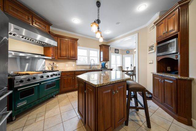 5565 Keller Rd, Cookeville, TN 38506