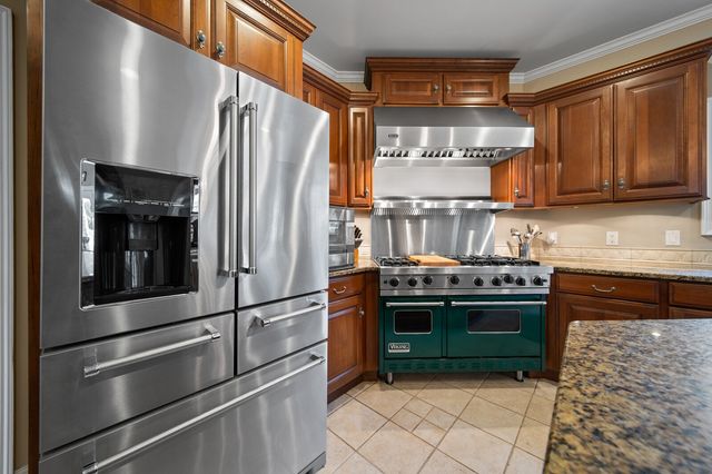 5565 Keller Rd, Cookeville, TN 38506