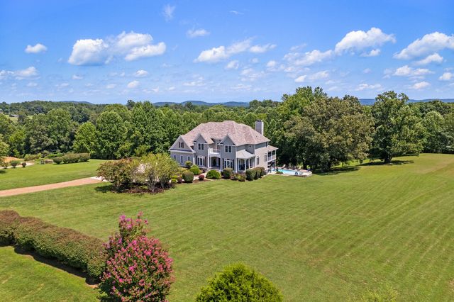 5565 Keller Rd, Cookeville, TN 38506