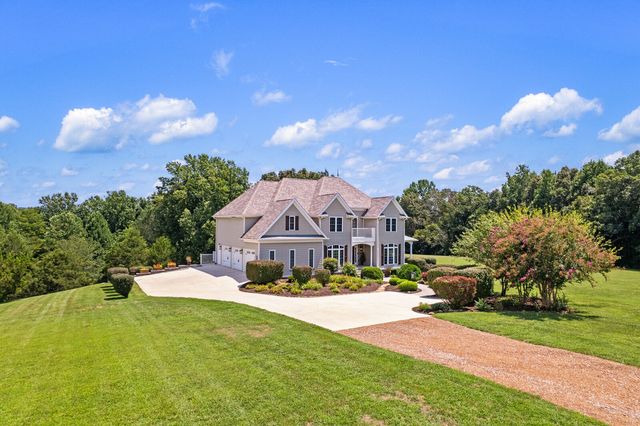 5565 Keller Rd, Cookeville, TN 38506