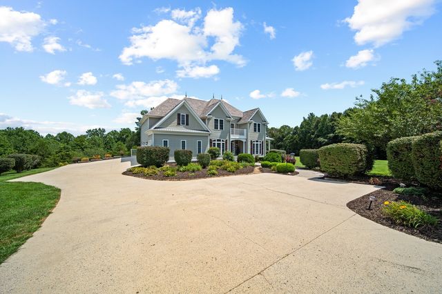 5565 Keller Rd, Cookeville, TN 38506