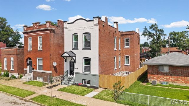 2826 Iowa Avenue, St Louis, MO 63118