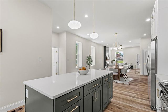 2826 Iowa Avenue, St Louis, MO 63118