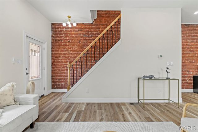 2826 Iowa Avenue, St Louis, MO 63118