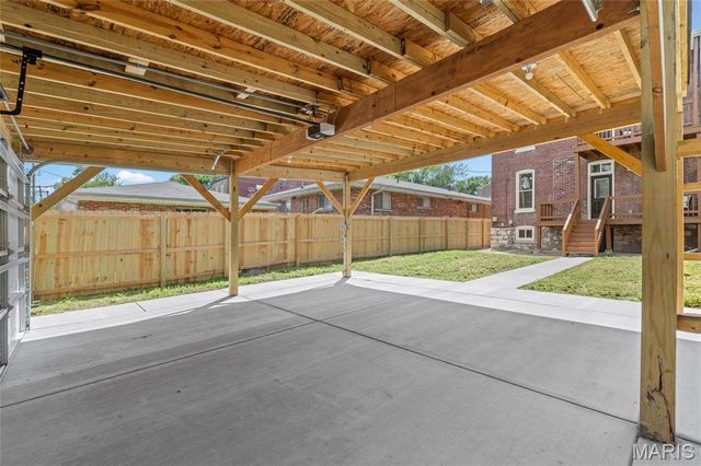 2826 Iowa Avenue, St Louis, MO 63118