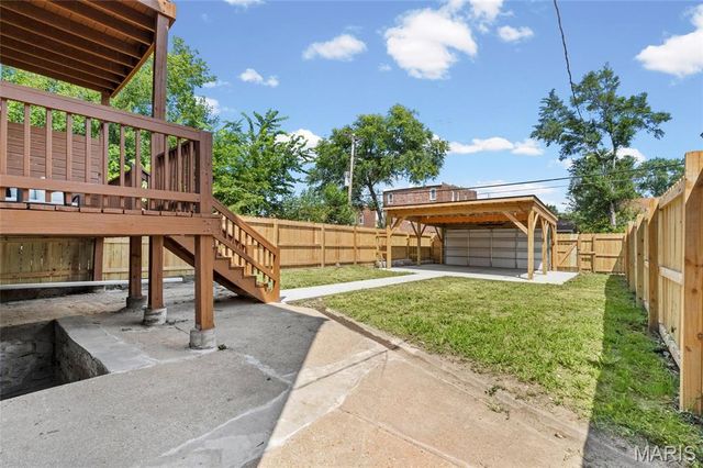 2826 Iowa Avenue, St Louis, MO 63118