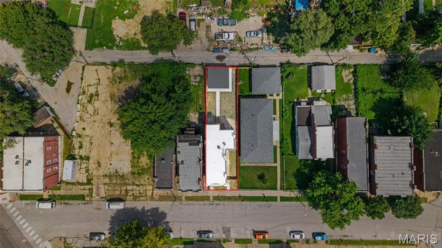 2826 Iowa Avenue, St Louis, MO 63118