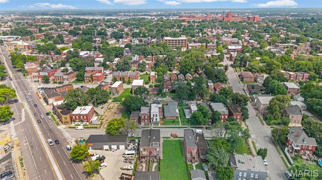 2826 Iowa Avenue, St Louis, MO 63118