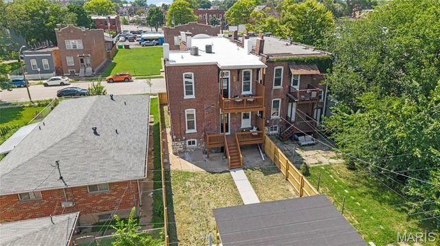 2826 Iowa Avenue, St Louis, MO 63118