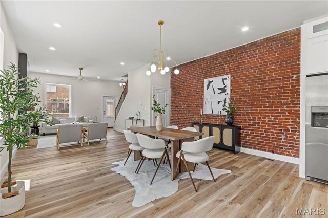 2826 Iowa Avenue, St Louis, MO 63118