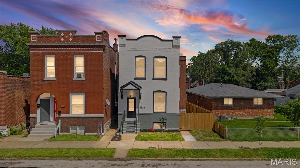 2826 Iowa Avenue, St Louis, MO 63118