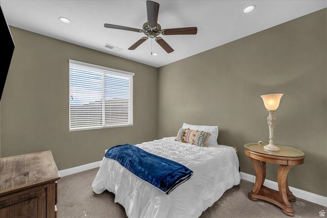 811 N CROWN KING AVE, Washington, UT 84780