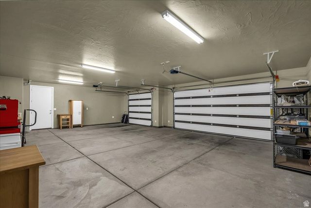 811 N CROWN KING AVE, Washington, UT 84780