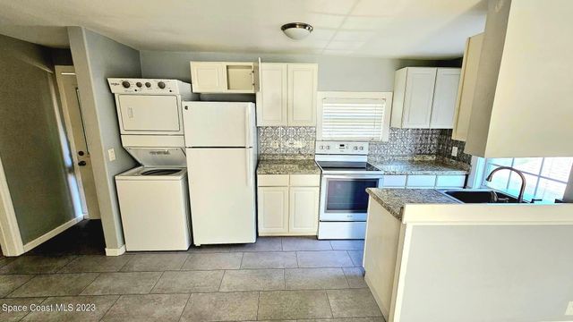 802 Forrest Avenue B, Cocoa, FL 32922