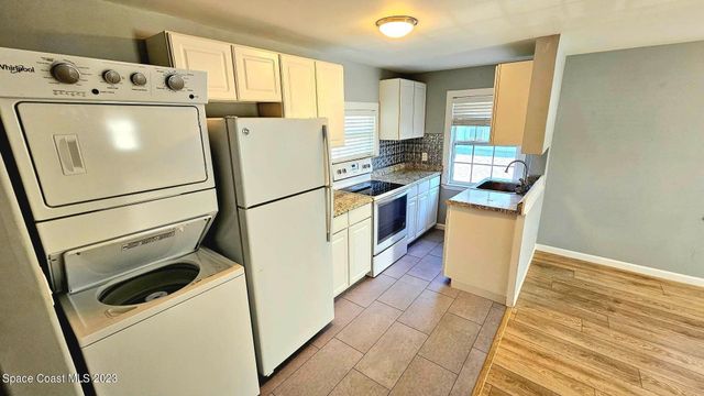 802 Forrest Avenue B, Cocoa, FL 32922