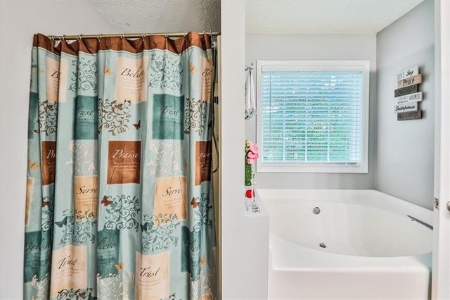 401 Winding Valley Drive, Rockmart, GA 30153