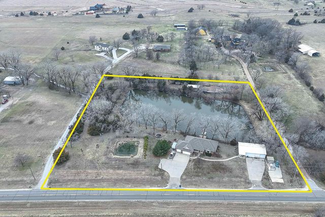 9969 N Meridian Ave, Valley Center, KS 67147