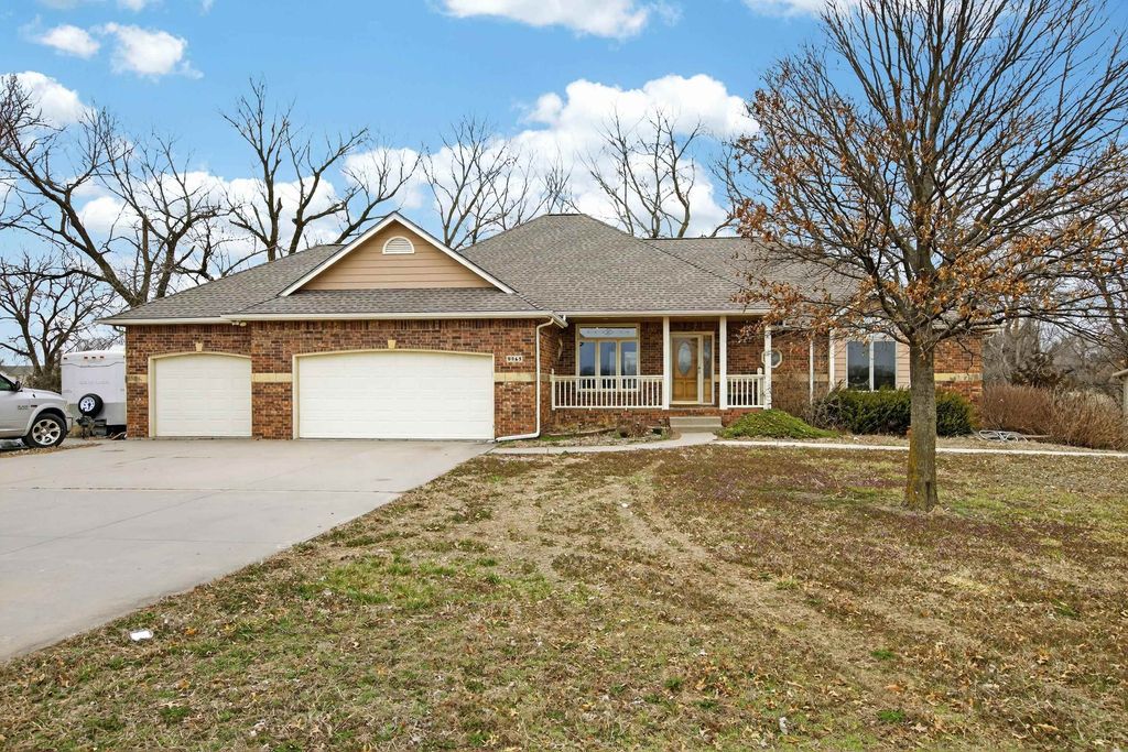 9969 N Meridian Ave, Valley Center, KS 67147