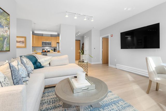 20 Morgan Dr Unit 24, Lebanon, NH 03766