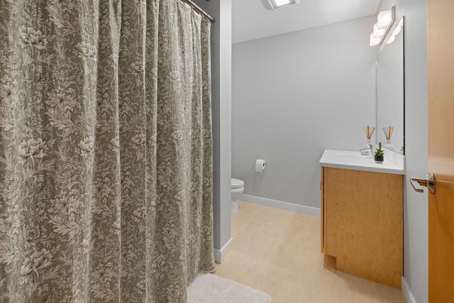 20 Morgan Dr Unit 24, Lebanon, NH 03766