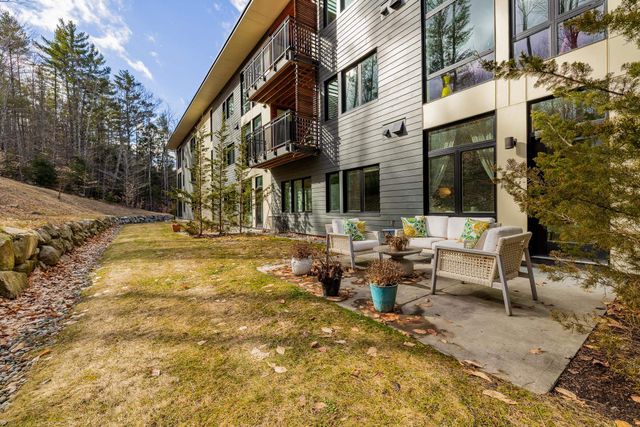 20 Morgan Dr Unit 24, Lebanon, NH 03766