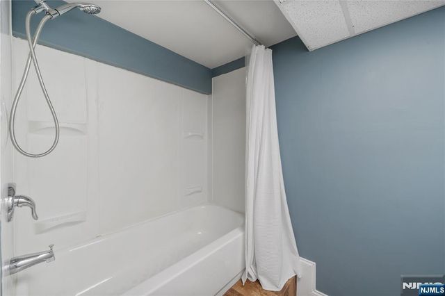 15 Valley Road, Nutley, NJ 07110
