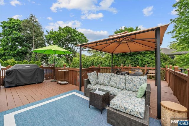 15 Valley Road, Nutley, NJ 07110