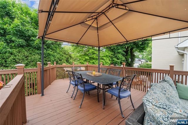 15 Valley Road, Nutley, NJ 07110