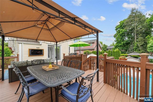 15 Valley Road, Nutley, NJ 07110