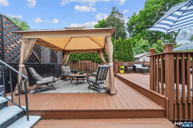 15 Valley Road, Nutley, NJ 07110