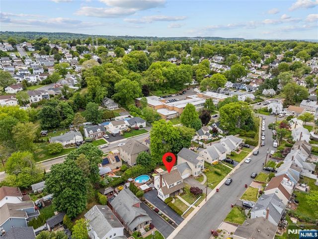 15 Valley Road, Nutley, NJ 07110
