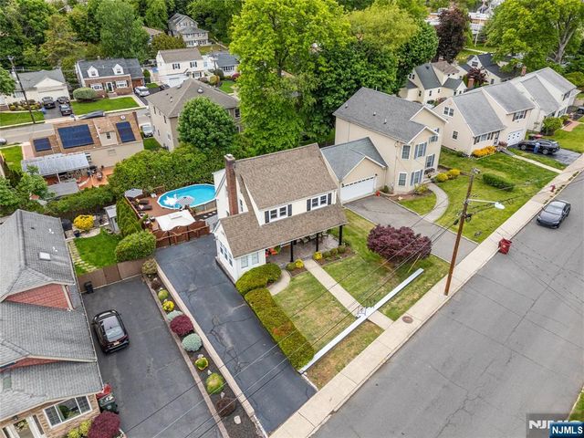 15 Valley Road, Nutley, NJ 07110