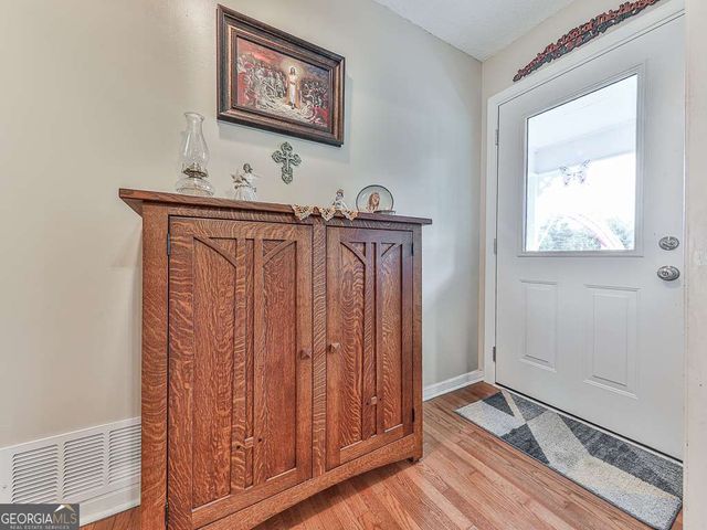 10 Southwood Drive NW, Adairsville, GA 30103