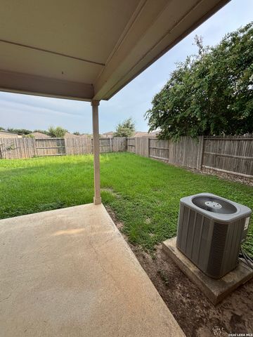 6526 Luckey Square, San Antonio, TX 78252