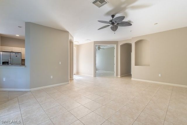 7844 Clemson ST 5-102, Naples, FL 34104