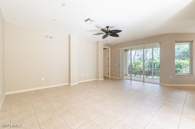 7844 Clemson ST 5-102, Naples, FL 34104