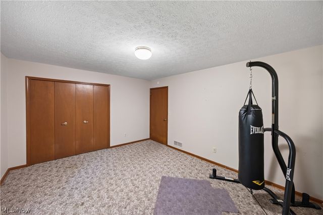 8307 Old Post Road, Olmsted Falls, OH 44138