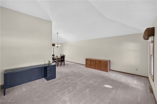 8307 Old Post Road, Olmsted Falls, OH 44138