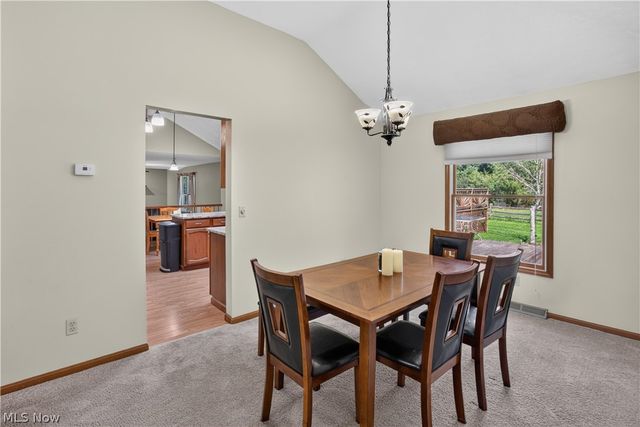 8307 Old Post Road, Olmsted Falls, OH 44138