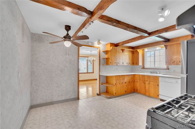 306 Lake Avenue, Lancaster, NY 14086