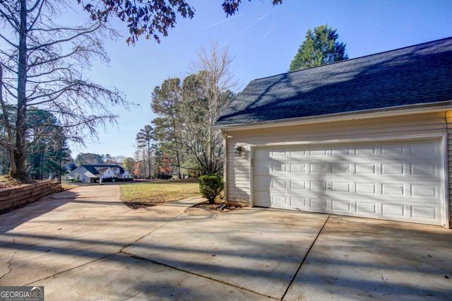 4013 E Point Court, Mcdonough, GA 30253