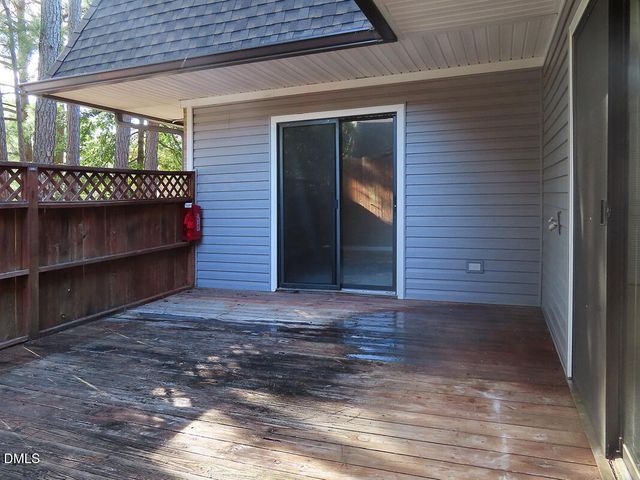 400 Summerwalk Circle, Chapel Hill, NC 27517