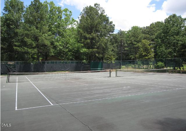 400 Summerwalk Circle, Chapel Hill, NC 27517
