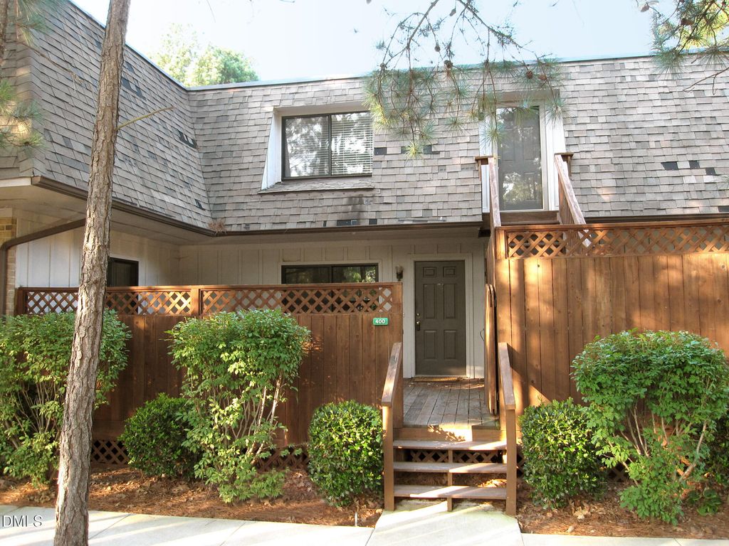 400 Summerwalk Circle, Chapel Hill, NC 27517