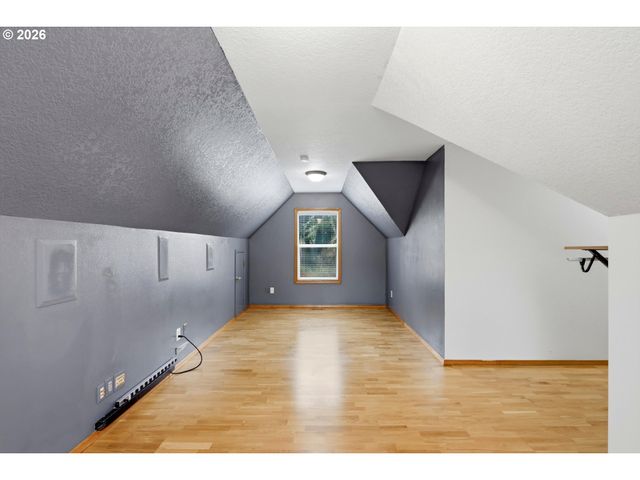 15080 Sw GIBRALTAR Ct, Beaverton, OR 97007