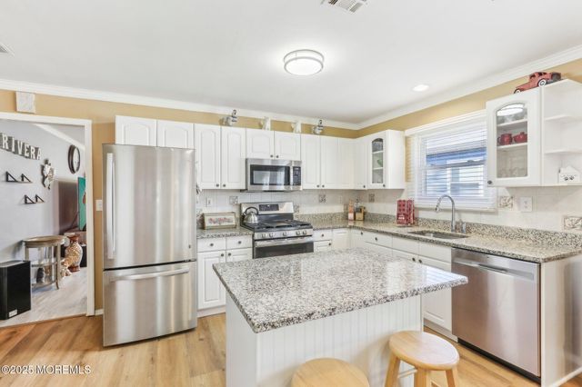 227 Torrey Pines Drive, Toms River, NJ 08757