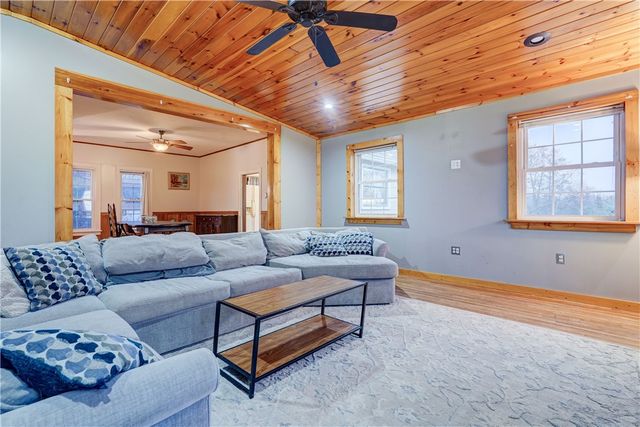 5 Lapham Street, Macedon, NY 14502